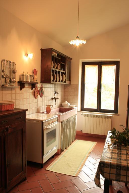 Le Rogheta Villa Campiglia d'Orcia Luaran gambar