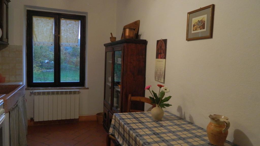 Le Rogheta Villa Campiglia d'Orcia Luaran gambar